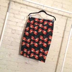 RARE LulaRoe Cassie: Floral Pencil Skirt